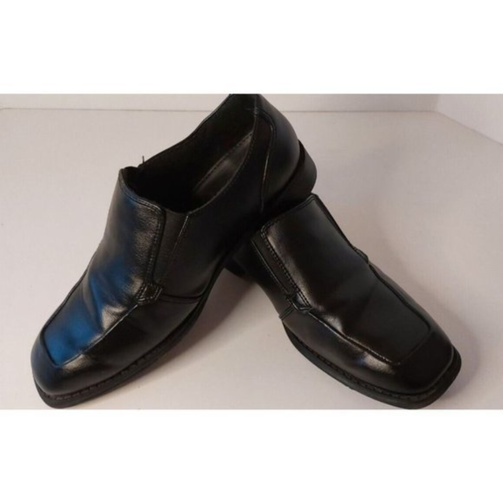 Sonoma Goods For Life® Boys' Slip-On Dress‎ Shoes size 4 medium